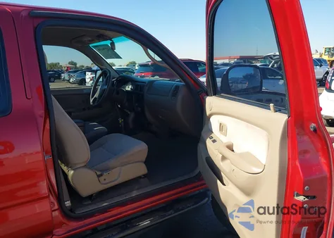 2002 Toyota Tacoma Base V6 из США, поврежденный, VIN 5TEHN72N32Z073517